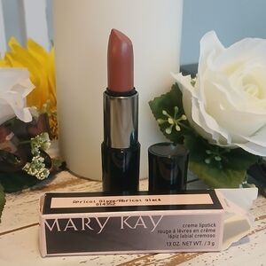 Mary Kay Apricot Glacé Lipstick